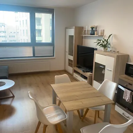 Daire Citypark Apartment, Free Parking & Ac Bratislava