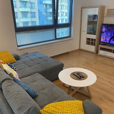 Citypark Apartment, Free Parking & Ac Apartment *