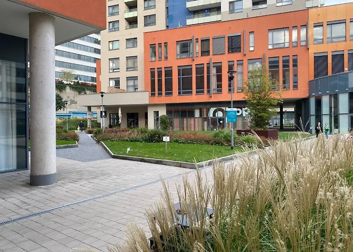 Citypark Apartment, Free Parking & Ac 아파트
