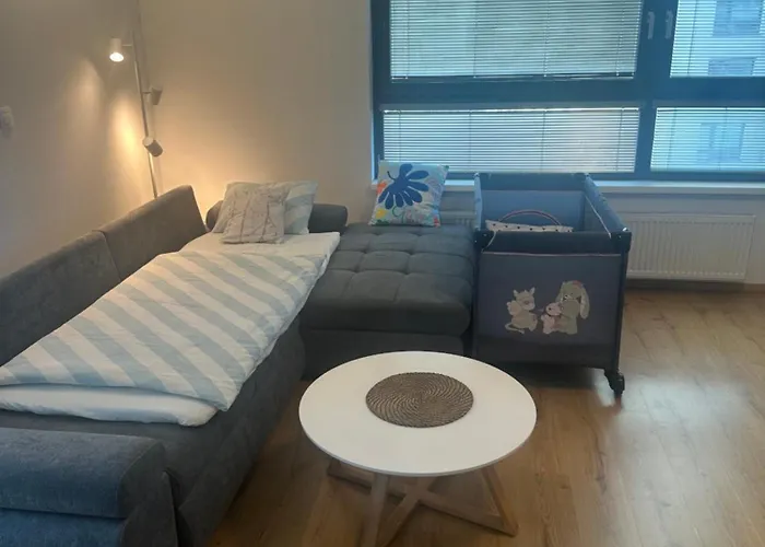Citypark Apartment, Free Parking & Ac 브라티슬라바
